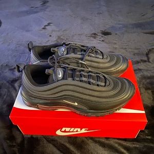 NIKE AIR MAX 97